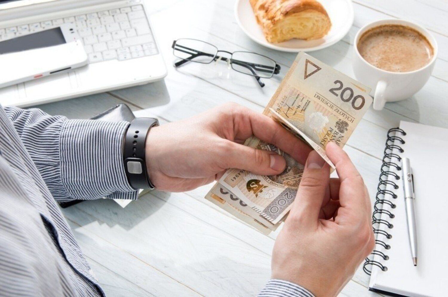 O tym dodatku zapominają Polacy. 400 zł dla każdego, ale jest jeden warunek