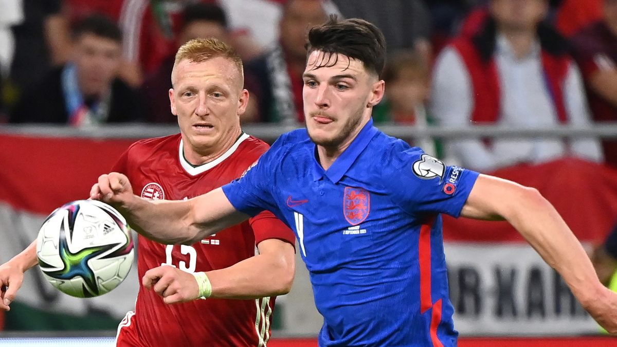 Zdjęcie okładkowe artykułu: PAP/EPA / Tibor Illyes / Na zdjęciu: Declan Rice (z prawej) i Laszlo Kleinheisler