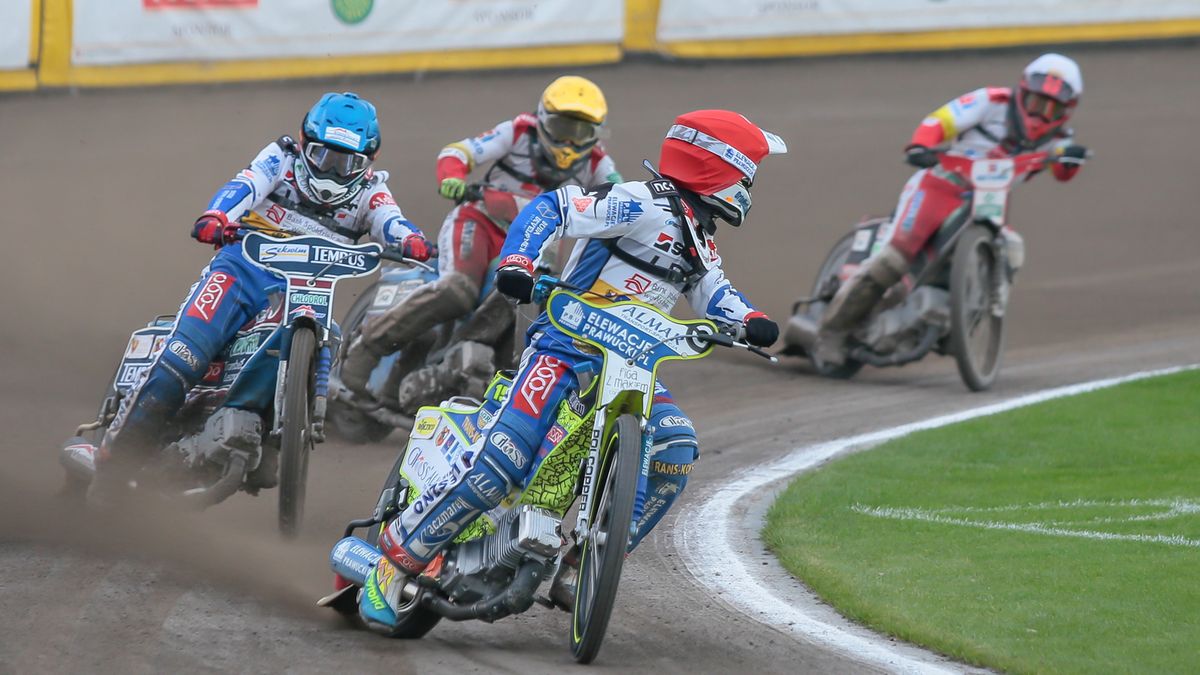 WP SportoweFakty / Arkadiusz Siwek / Na zdjęciu: żużlowcy podczas finału MMPPK 2017 w Rybniku