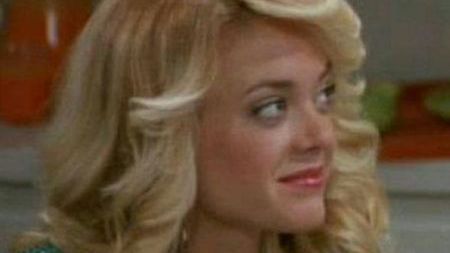Lisa Robin Kelly