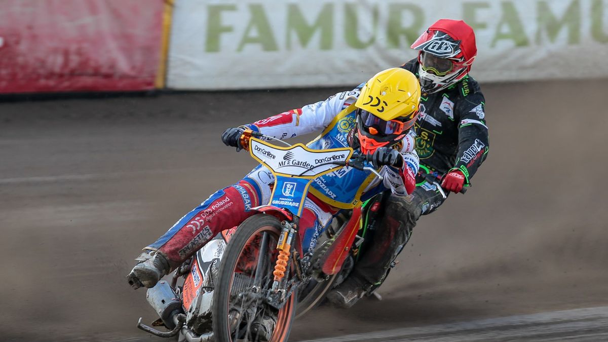 WP SportoweFakty / Arkadiusz Siwek / Na zdjęciu: Krystian Pieszczek na prowadzeniu