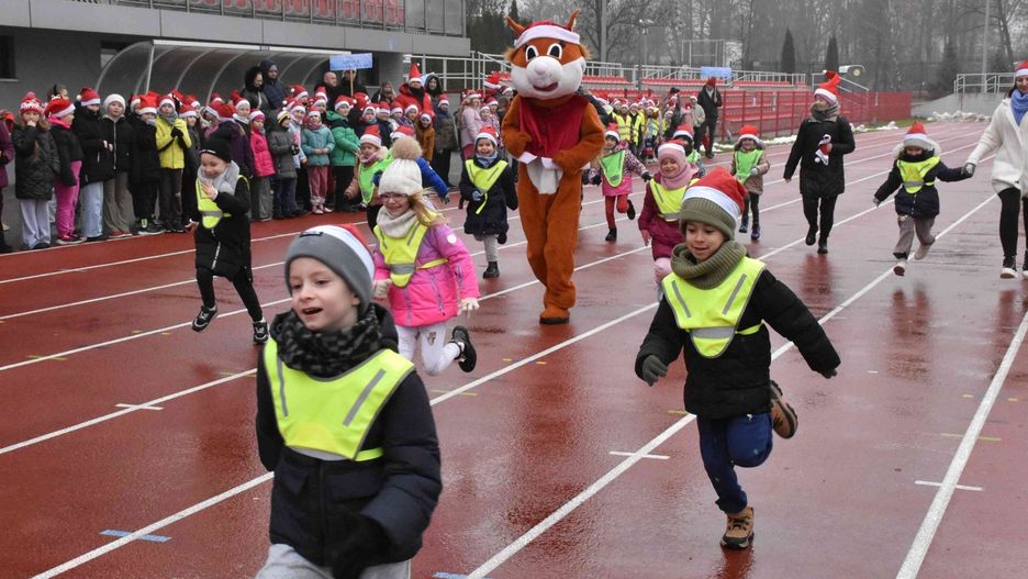 Mikołajowe Biegi dla Dzieci 2025 w Inowrocławiu