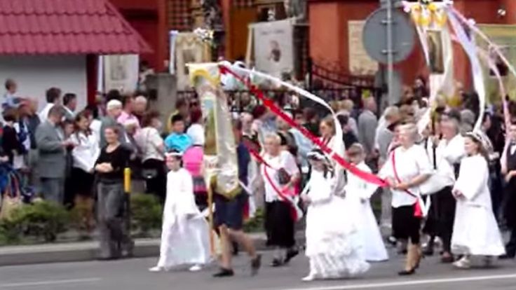 Procesja z okazji święta Bożego Ciała 