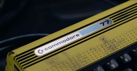 Commodore wraca do przyszłości. Ten komputer wygląda jak sprzęt z Cyberpunka