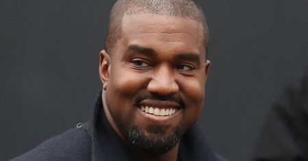 Kanye West znowu pokazał się W WORKU NA GŁOWIE. Tym razem poszedł na pokaz Balenciagi... (ZDJĘCIA)