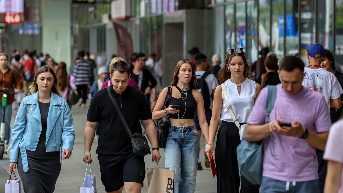 Consumers walk by a shopping centre on Marszalkowska street in Warsaw, the capital of Poland on July 4, 2024. The country is expected to experience about 3% economic growth in 2024 driven to large extend by public consumption. (Photo by Dominika Zarzycka/NurPhoto via Getty Images)