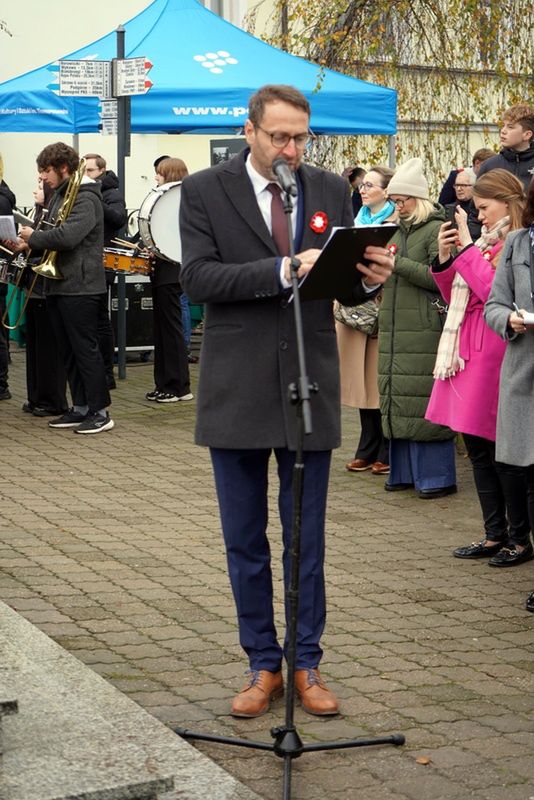 Obchody 11 listopada 