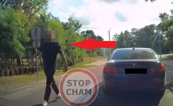 Awantura na drodze. Kierowca BMW wyskoczył z auta