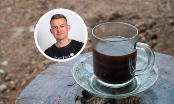 Czarna kawa lepsza niż z mleczkiem? Dietetyk wyjaśnia, kto powinien ją wybrać