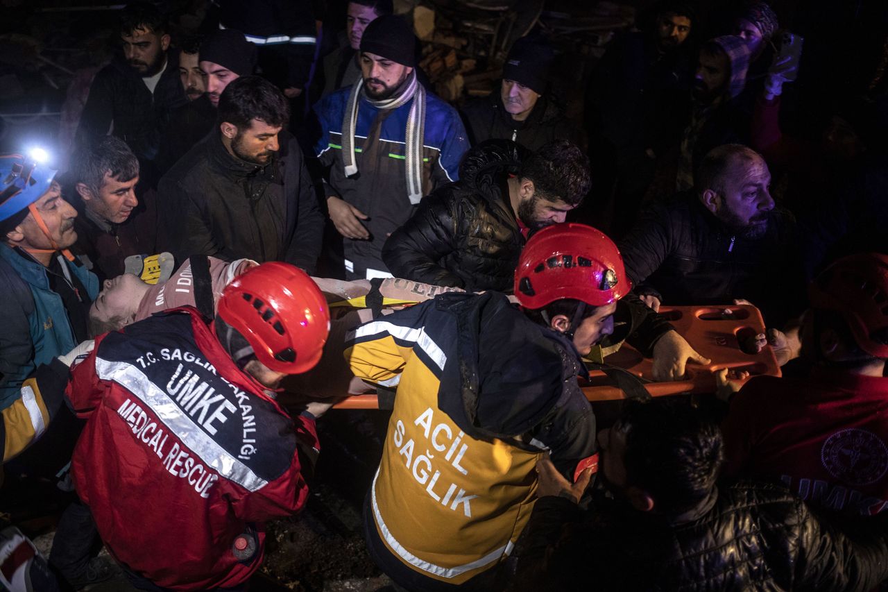 Ziemia zatrzęsła się o 4.17. Wielu zabitych w Turcji i Syrii, gigantyczne zniszczenia