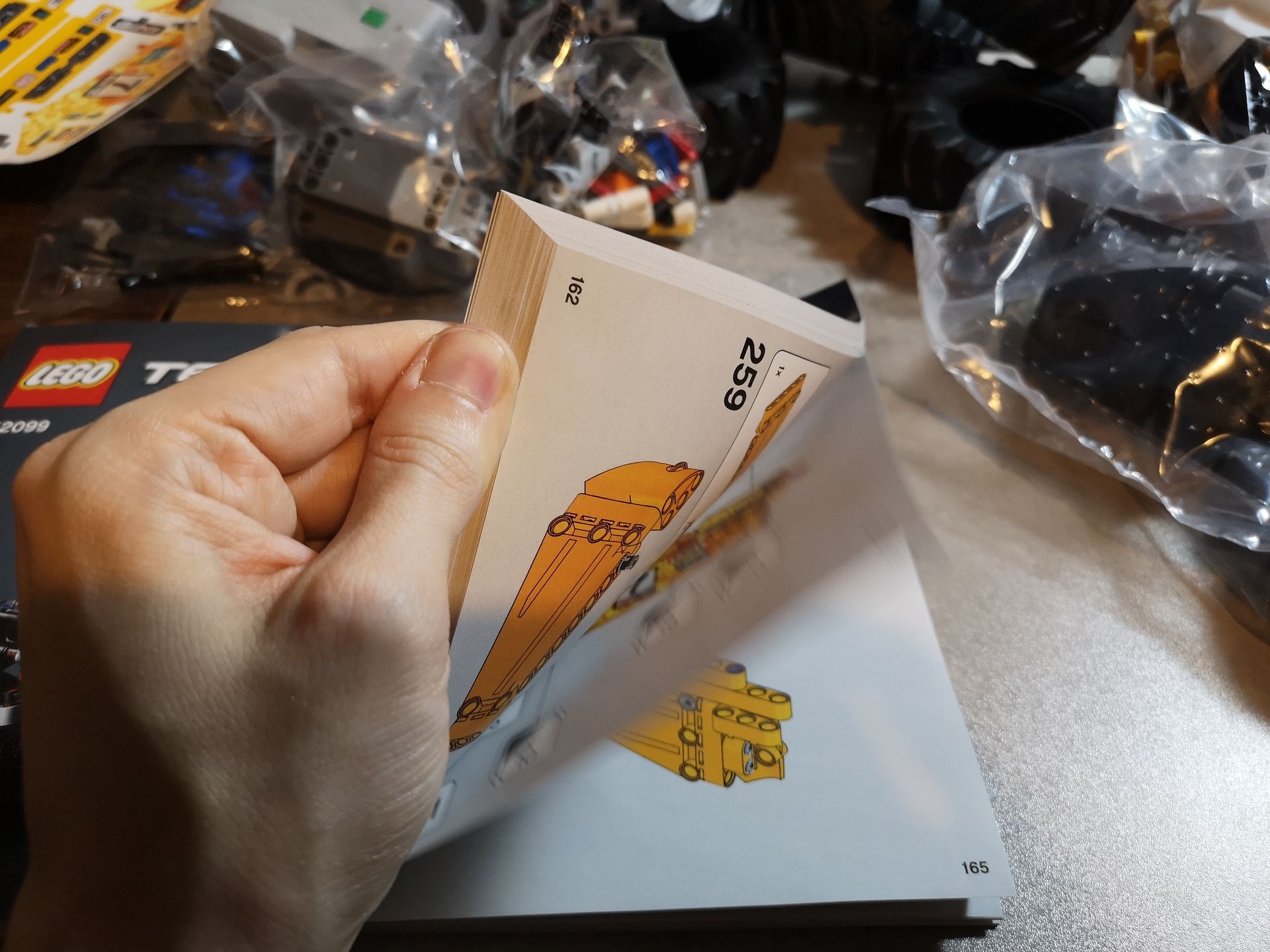 Recenzja LEGO Technic 42099: samochód terenowy sterowany smartfonem 8