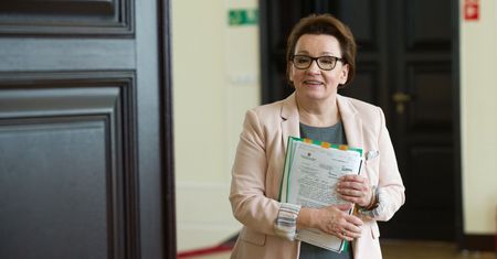 Będą nowe etaty dla nauczycieli. Anna Zalewska składa kolejną obietnicę