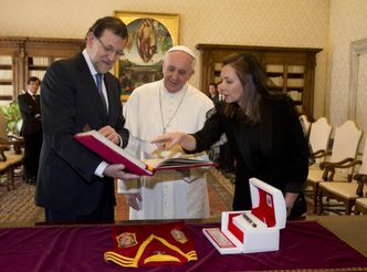 Kryzys w Hiszpanii. Papież rozmawiał z premierem