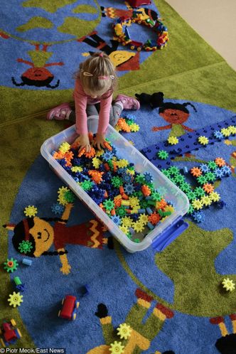 Przedszkola i żłobki zamknięte przez strajk. Ten druk załatwia sprawę opieki