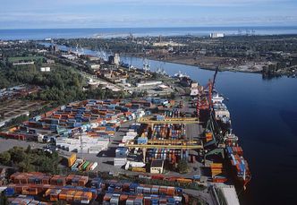 Port Gdańsk przyjmuje coraz więcej towarów. Głównie dzięki rorowcom