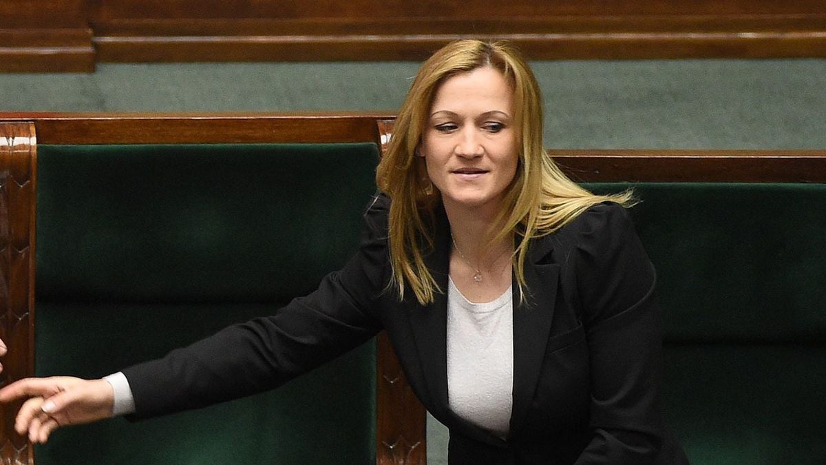 Na zdjęciu: Iwona Guzowska podczas posiedzenia sejmu
