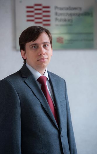 Obniżenie wieku emerytalnego jest pewne. Łukasz Kozłowski w money.pl komentuje wyniki wyborów