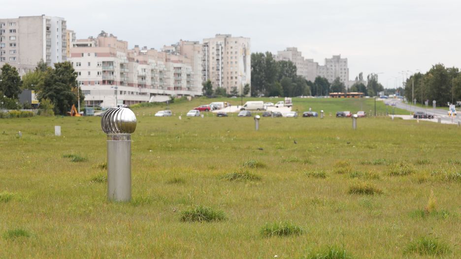 Warszawa. Teren nad tunelem Południowej Obwodnicy Warszawy