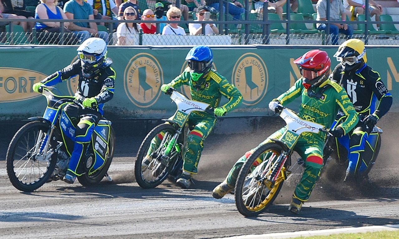 Żużlowcy Pronergy Polonii Piła rozgromili na swoim torze Speedway Kraków! Zobaczcie zdjęcia z meczu