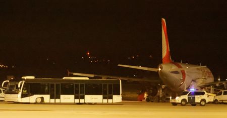 Zuchwała akcja pasażerów na lotnisku w Palma de Mallorca