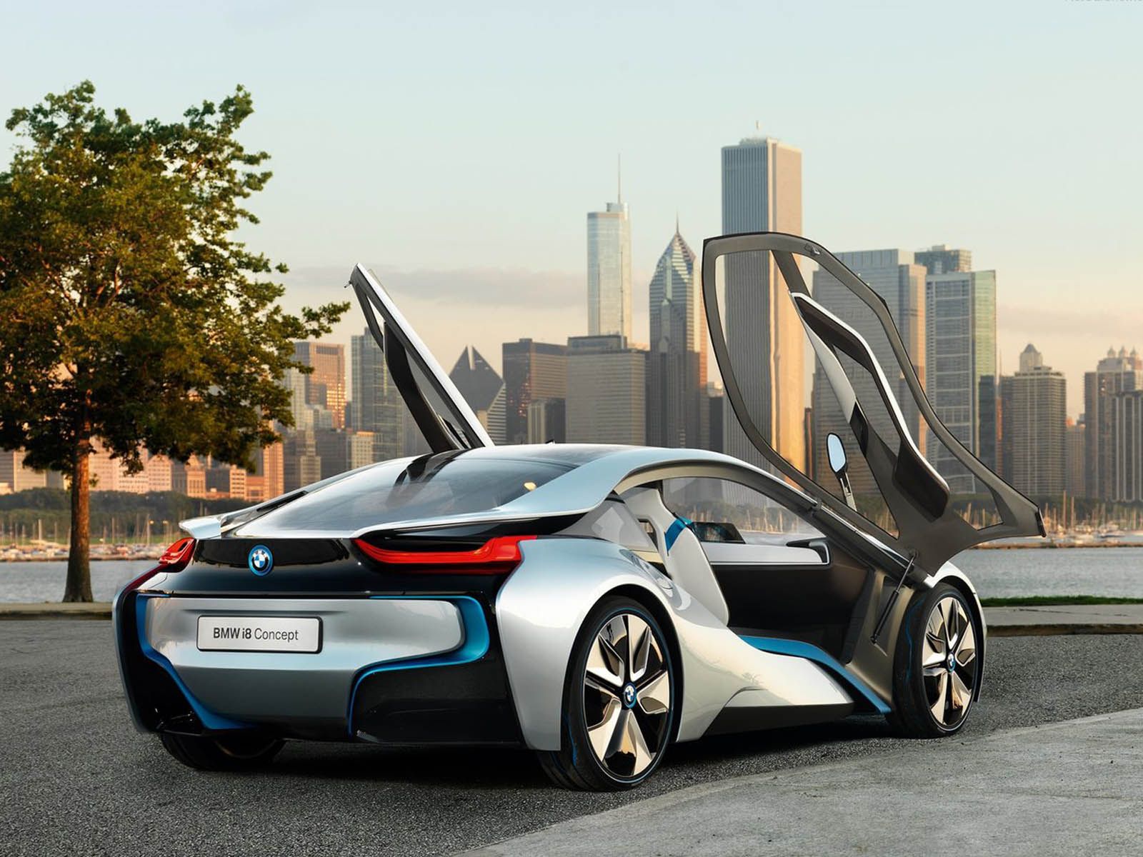 BMW i8