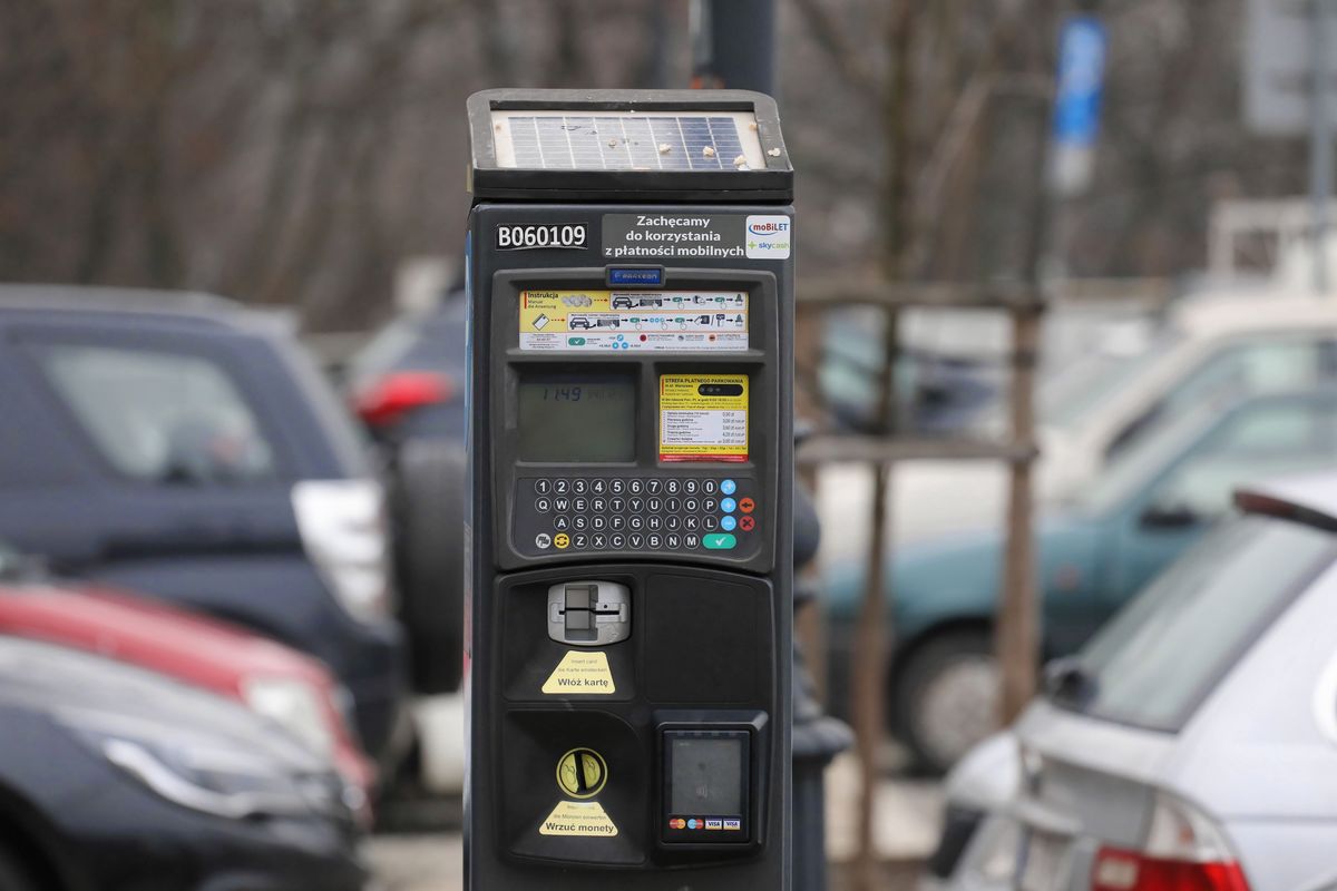 Warszawa. Karę za nieopłacone parkowanie można zapłacić przez internet 