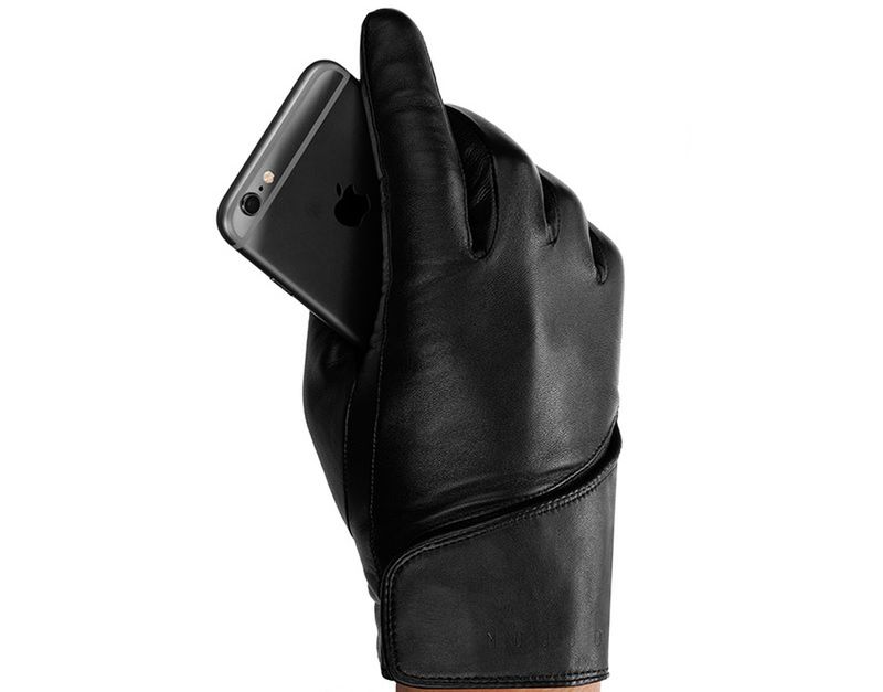 5 zimowych akcesoriów do smartfonów. Warto je zabrać na wypad w góry 3