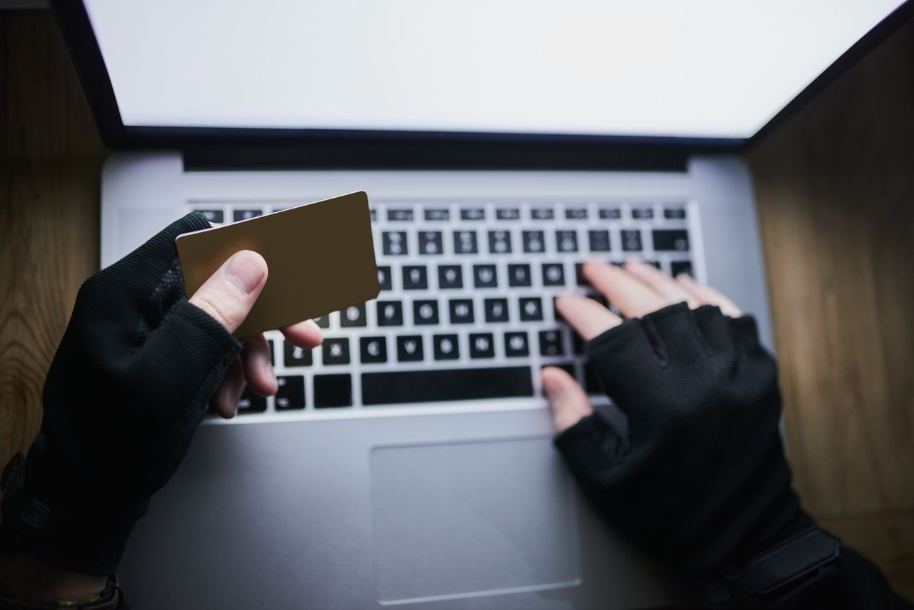 Nowa era manipulacji. Deepfake testuje odporność biznesu
