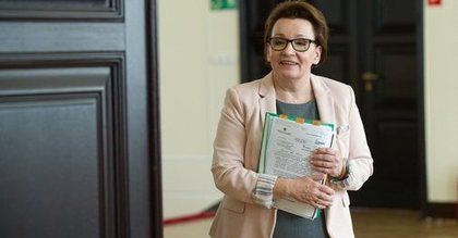 Minister edukacji: przybędzie kilka tysięcy nowych oddziałów i kilka tysięcy nowych etatów