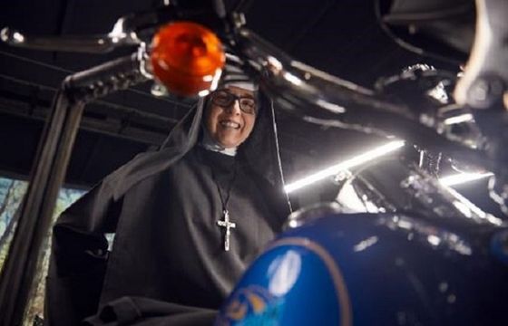 „Welon, fura i brawura” przyciąga 170 tys. widzów do TVP1