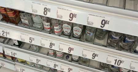Unia chce zmienić etykiety na wódce. "To uderzy w lokalnych producentów"