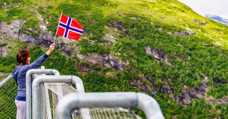 Norwegia wprowadza podatek turystyczny. Jakie zasady i zmiany dla turystów?
