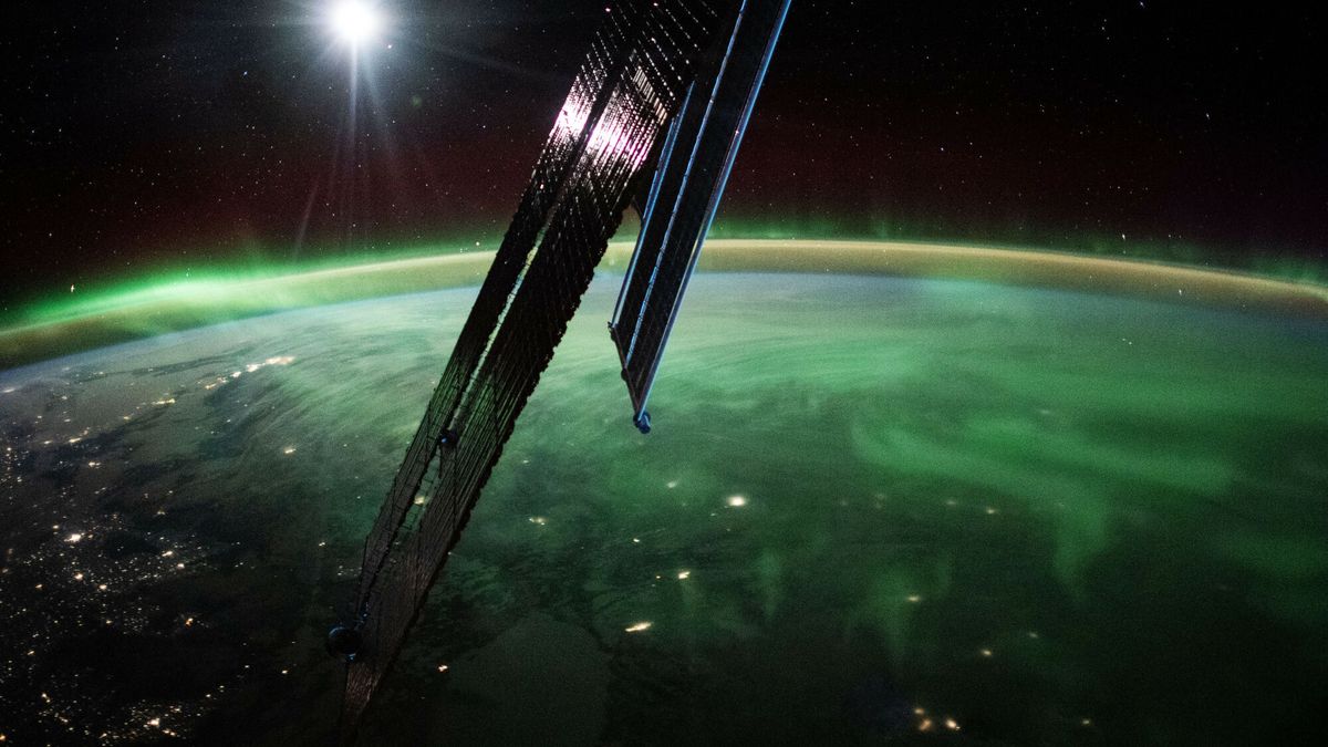 Zorza polarna z kosmosu