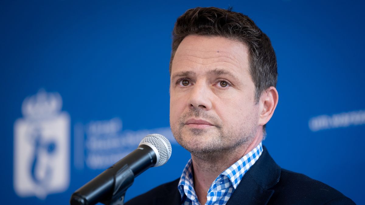 Mayor of the Capital City Of Warsaw, Rafal Trzaskowski, during a press conference on the Ukrainian refugee crisis, in Warsaw, Poland on April 21, 2022 (Photo by Mateusz Wlodarczyk/NurPhoto via Getty Images)
