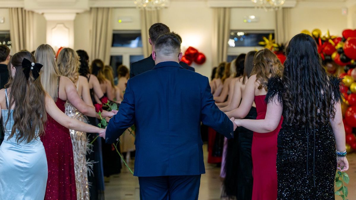 Skandal tuż przed studniówką w Piotrkowie Trybunalskim