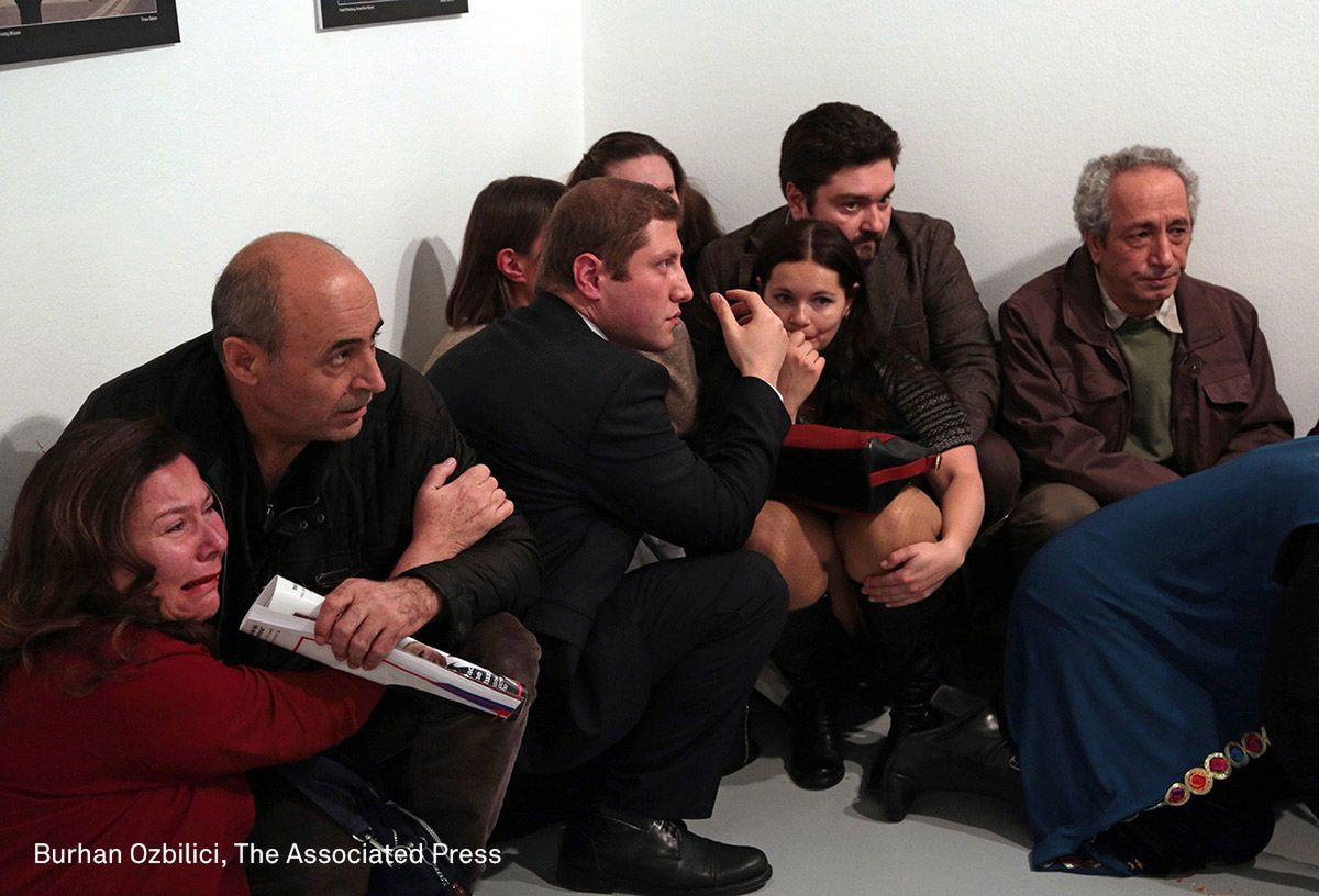 Burhan Ozbilici autorem zdjęcia roku w World Press Photo 2017. Zobaczcie pozostałych nagrodzonych 121