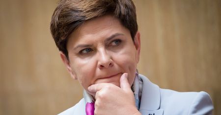 Masowe zwolnienia w Polsce. Beata Szydło ma diagnozę: "Całkowity upadek"