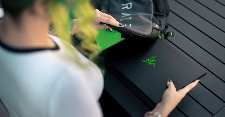 Piekło zamarzło! Razer prezentuje pierwszego laptopa z procesorem AMD (i to nie byle jakiego!)
