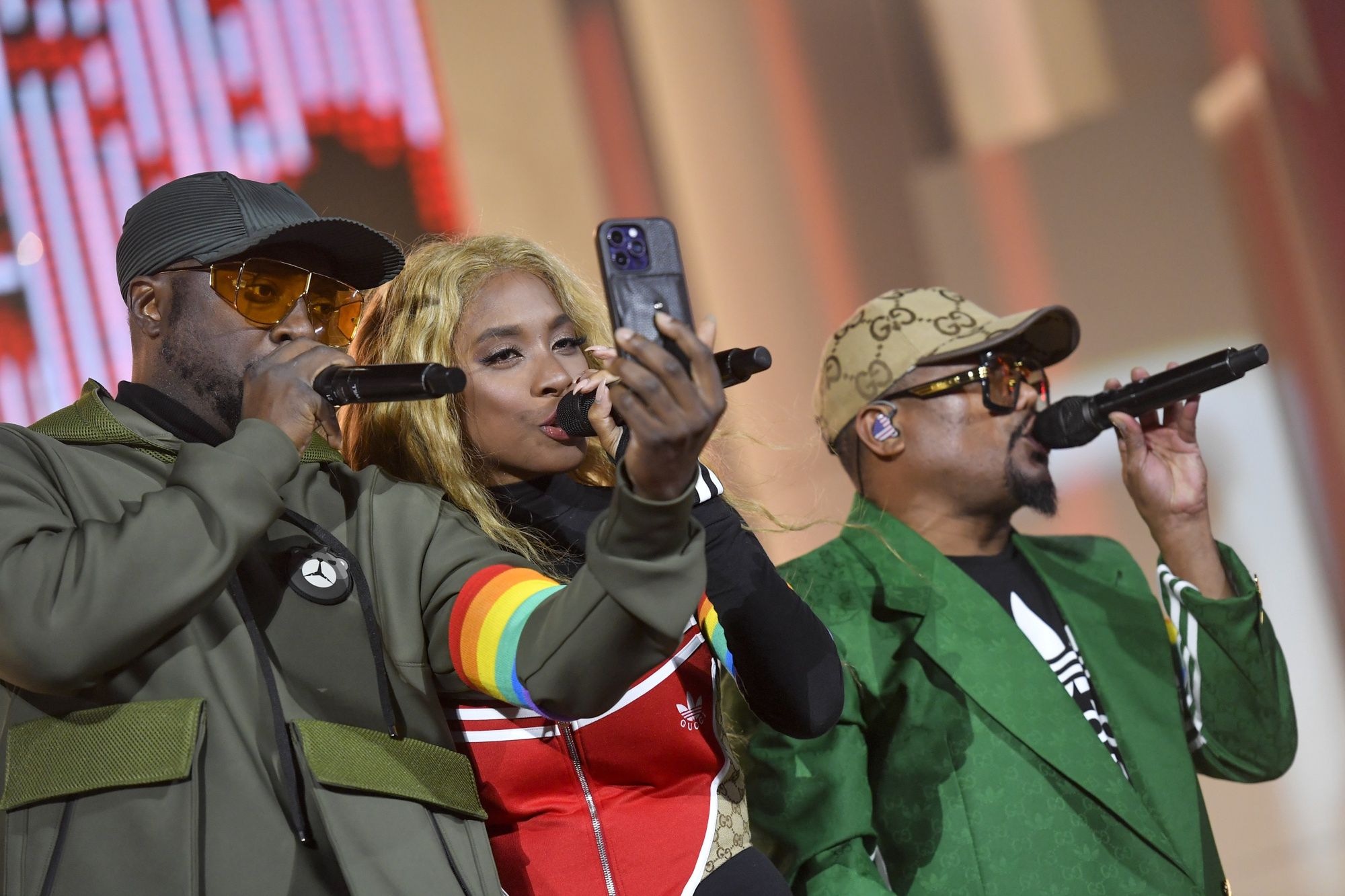 Black Eyed Peas wywołali swoim występem niemałą dyskusję