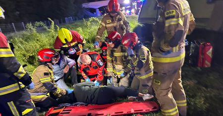 Wypadek autokaru na A4. Wśród pasażerów amerykańscy żołnierze