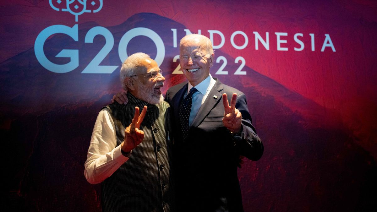 Premier Indii Narendra Modi z prezydentem USA  Joe Bidenem podczas szczytu G-20