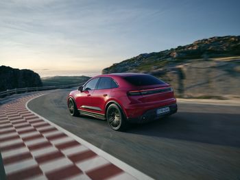 Porsche uzupełnia ofertę elektrycznego Macana. Pora na GTS-a