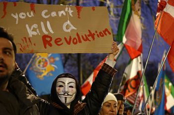 Rośnie liczba ofiar w Iranie. "Zdecydowanie potępiamy"