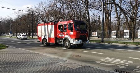 Pożar w szklanym wieżowcu Unia Art Residence w centrum Lublina. W kuchni palił się garnek z jedzeniem