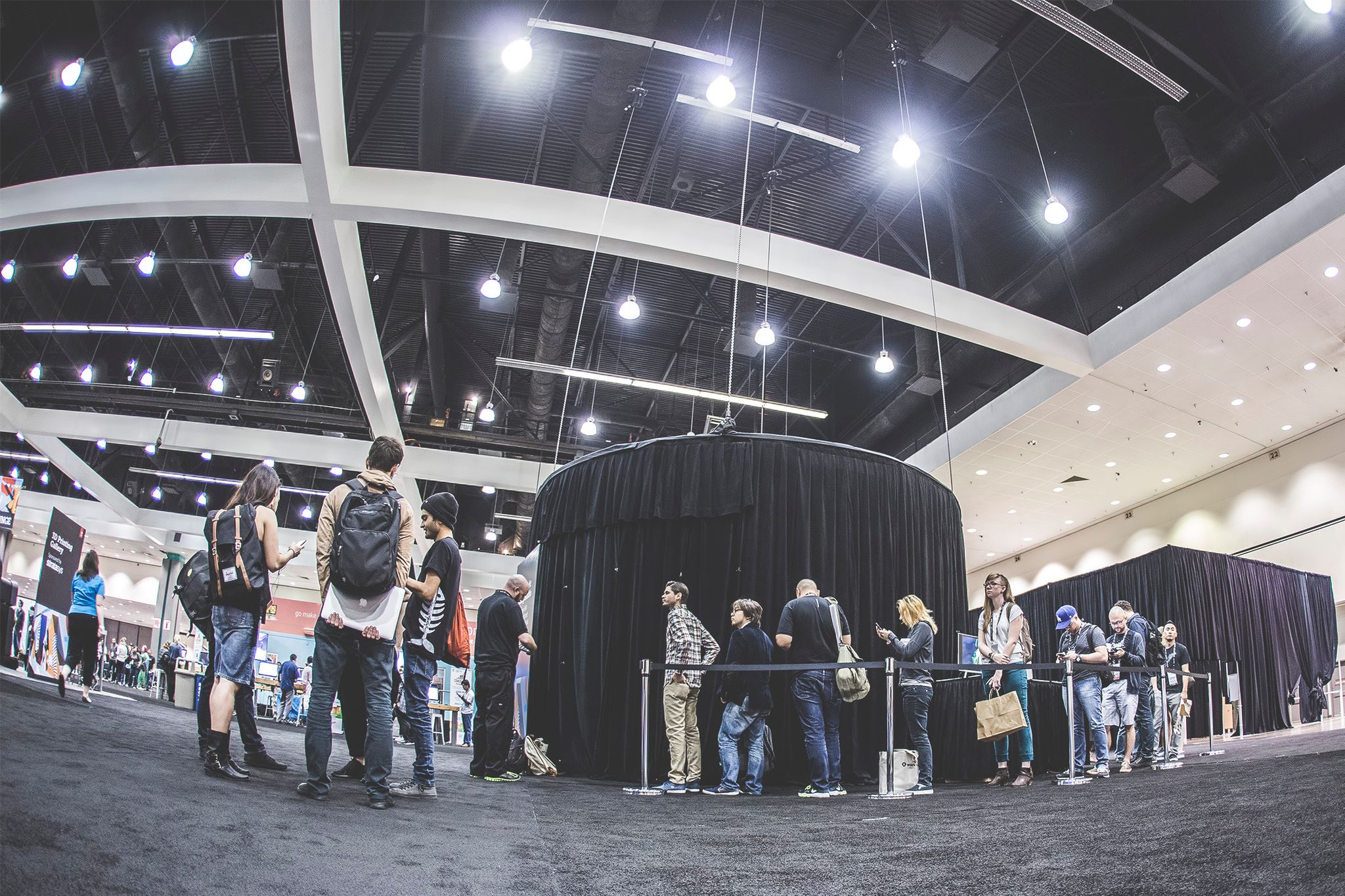 Adobe pokazuje, jak maluje się światłem przy wykorzystaniu najnowszej techniki 3