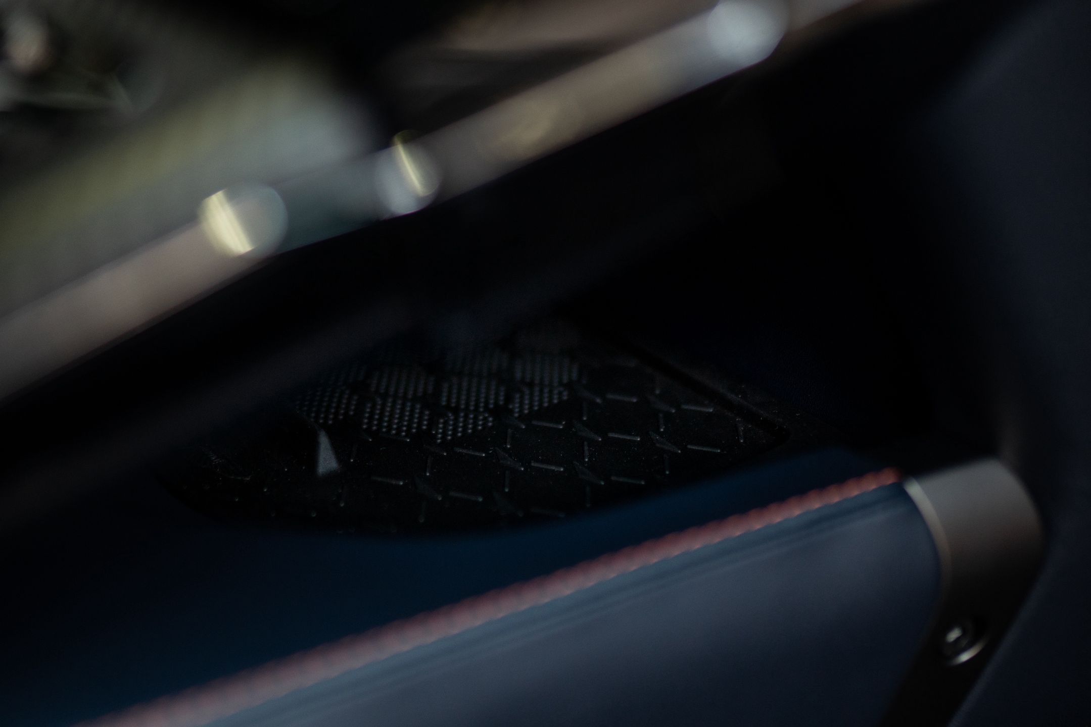 Aston Martin Vantage (2025)