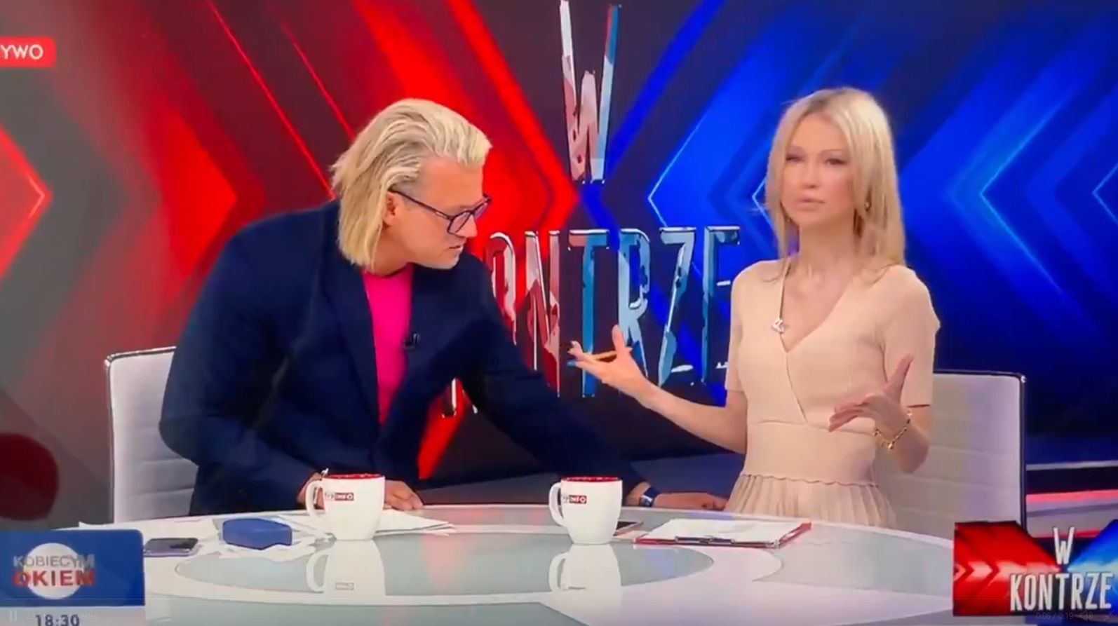 Jarosław Jakimowicz łapie Magdalenę Ogórek za sukienkę