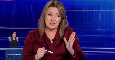 "Gość Wiadomości" TVP: Holecką zdradziła mowa ciała. Tak reagowała na krytykę