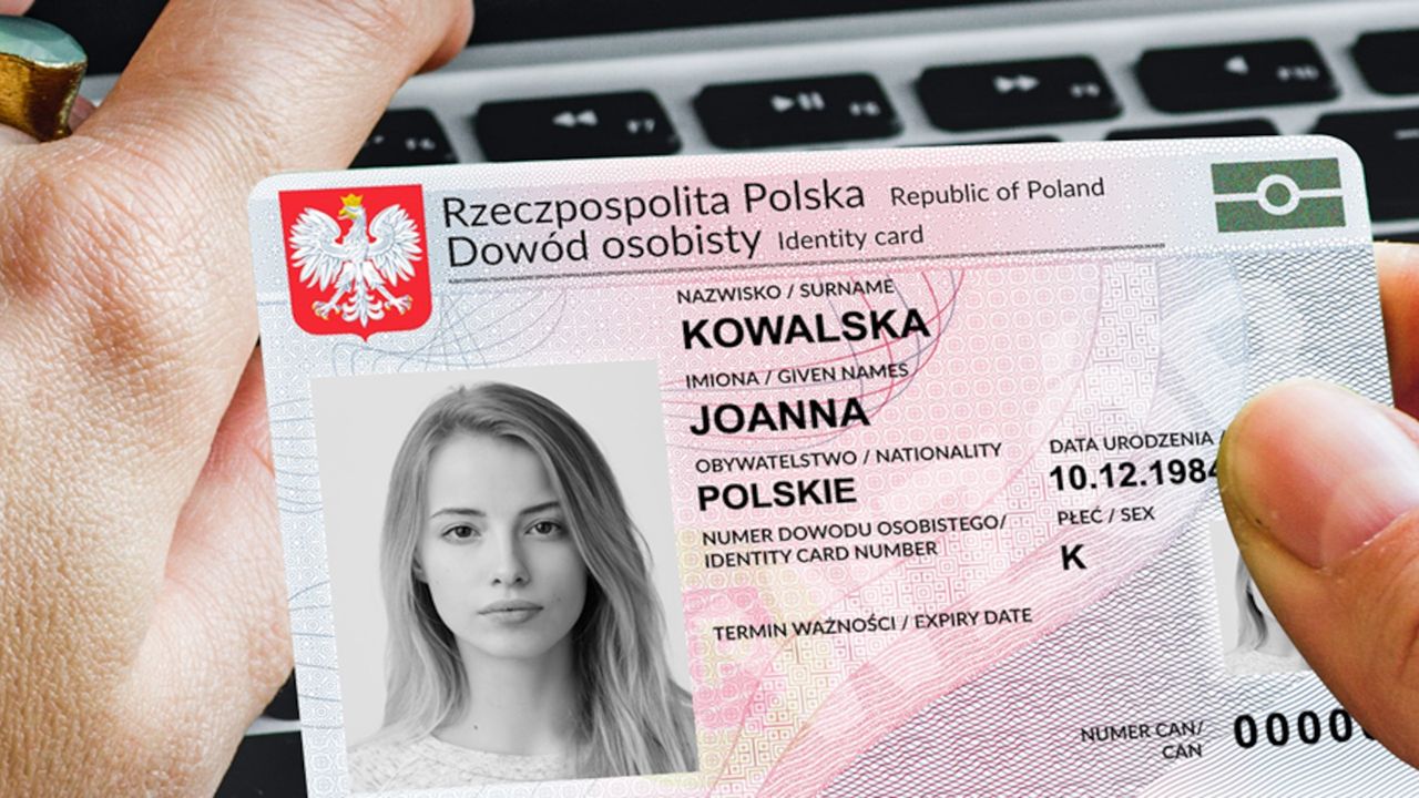 Dowód osobisty z warstwą elektroniczną