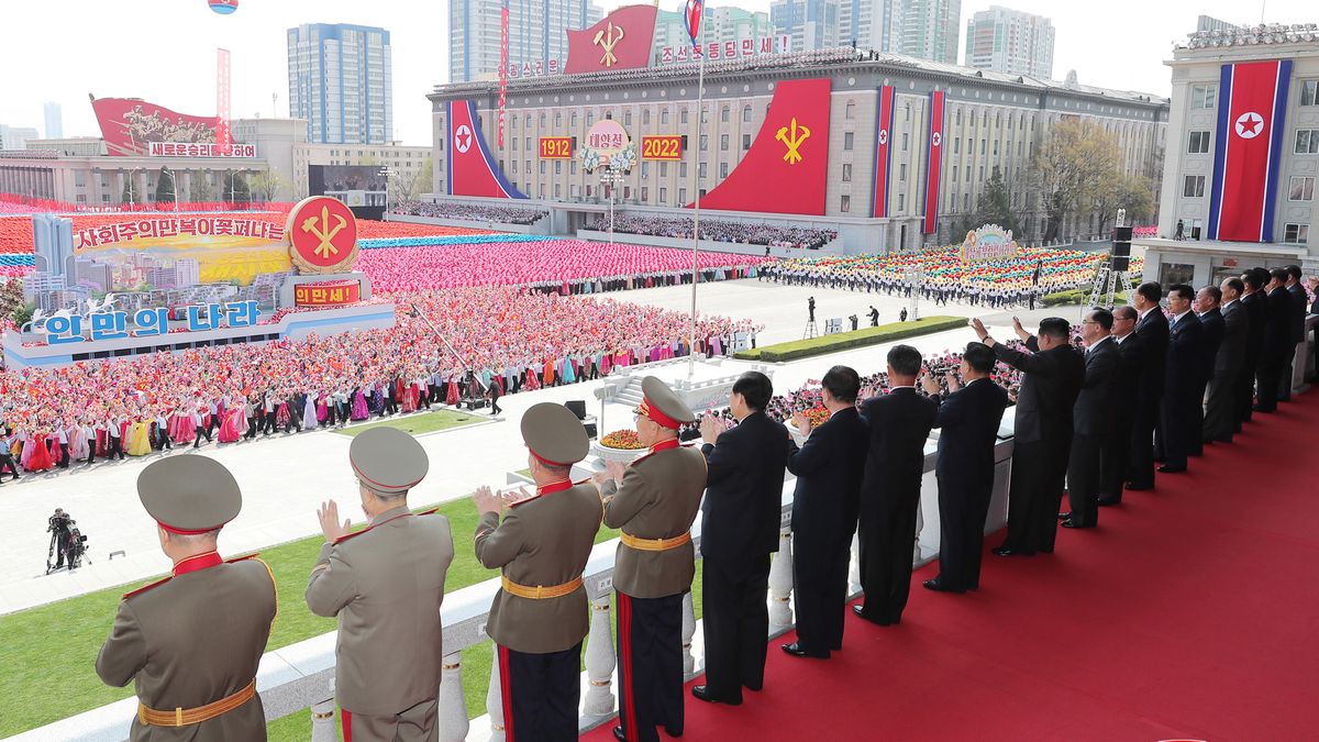 110 rocznica urodzin Kim Ir Sena.